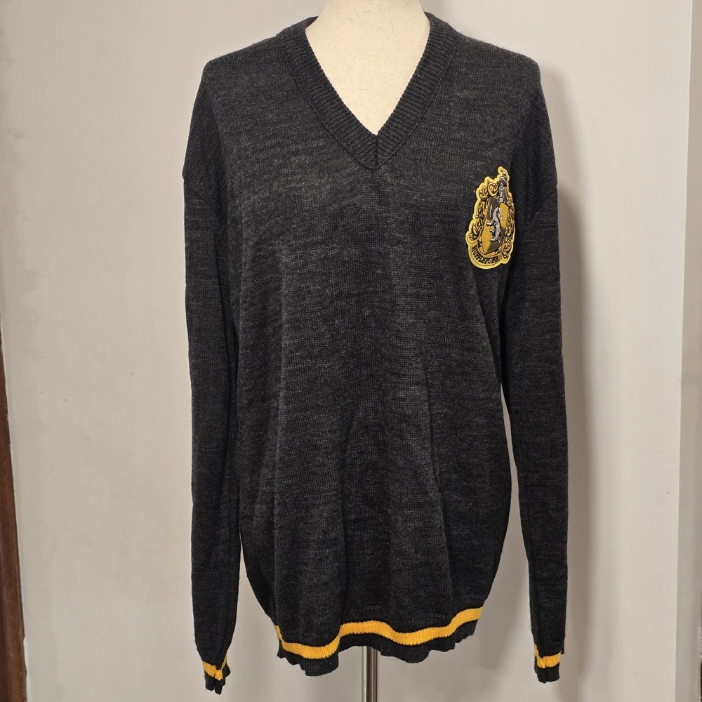Harry Potter Hufflepuff Hogwarts Oversized Sweater Shirt Gray Yellow V Neck L XL